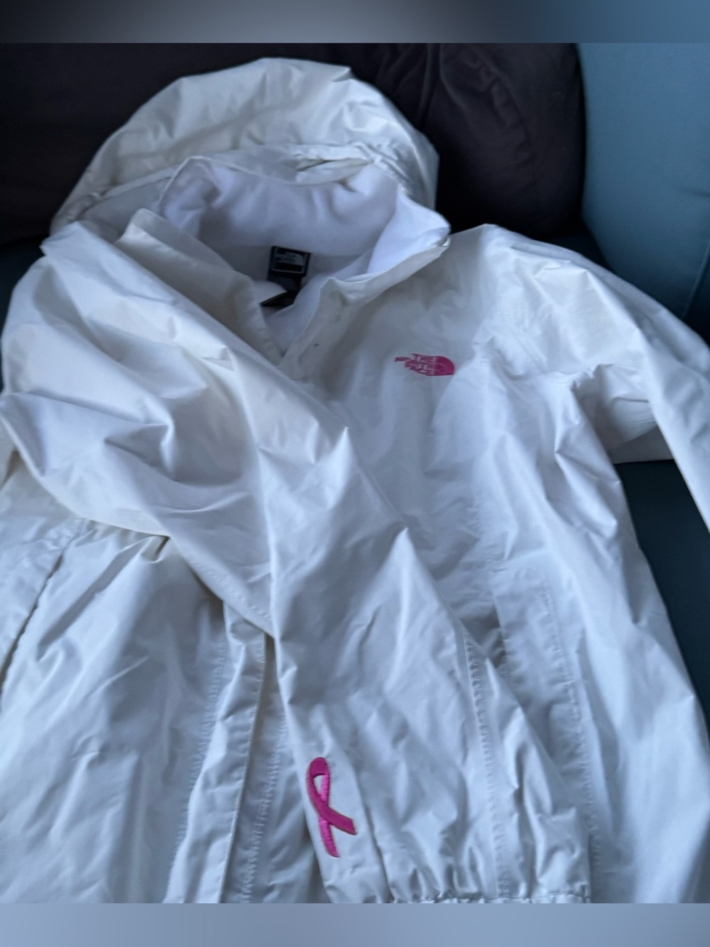 The North Face Jacket Womens XL White DryVent Hooded Waterproof Pink Ribbon EUC